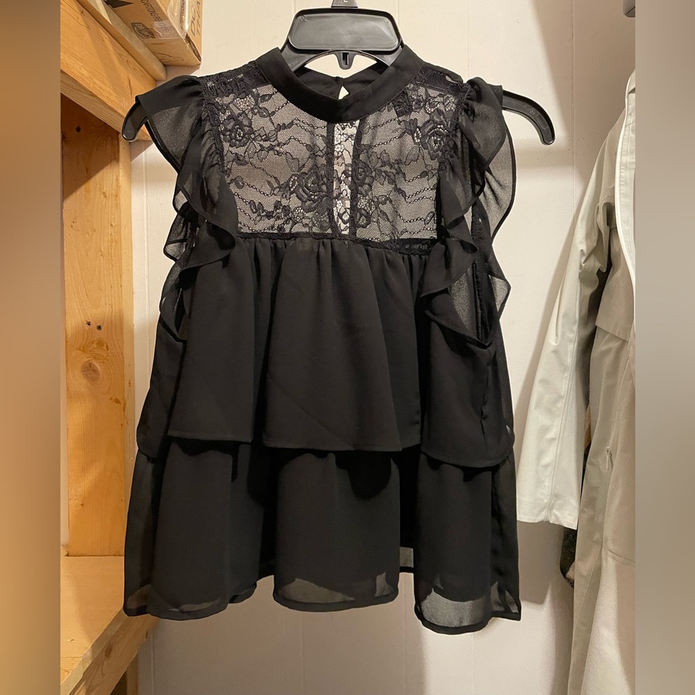 Forever21 Lace Blouse. Size S. Worn once.